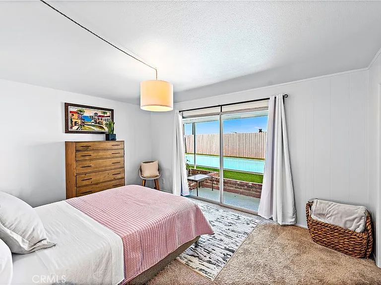 2120 Temple Hills Dr #2120LOWR — Photo 19