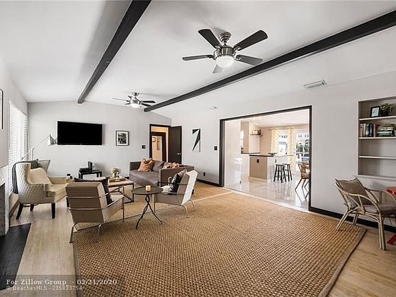 4th image of 510 Riviera Dr