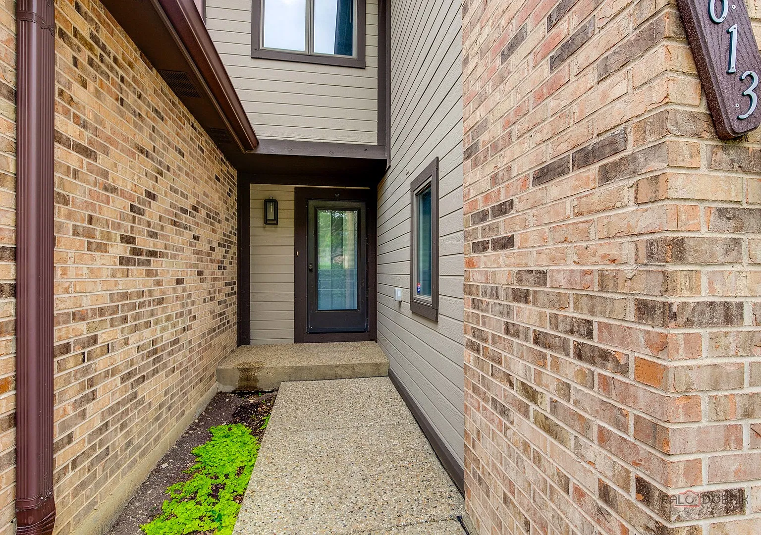 3 bed, 1867 sqft, $3,000 — Photo 3