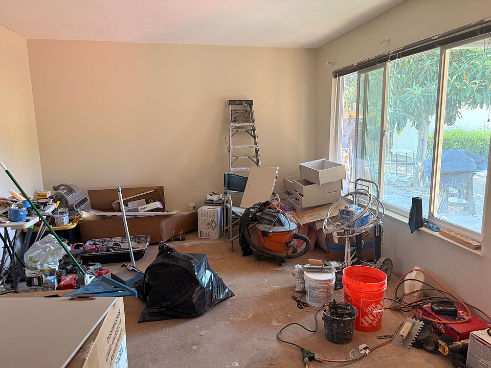 1st image of 181 Warren Dr #2