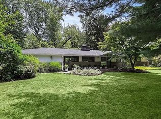 1004 Mercer Rd, Princeton, NJ 08540