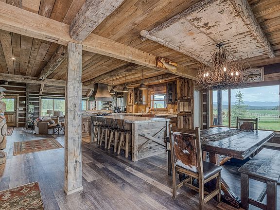 3rd image of 700 Lodgepole Rd