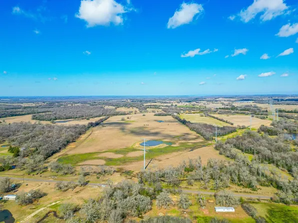 17818 Barkley Rd, Marquez, TX 77865