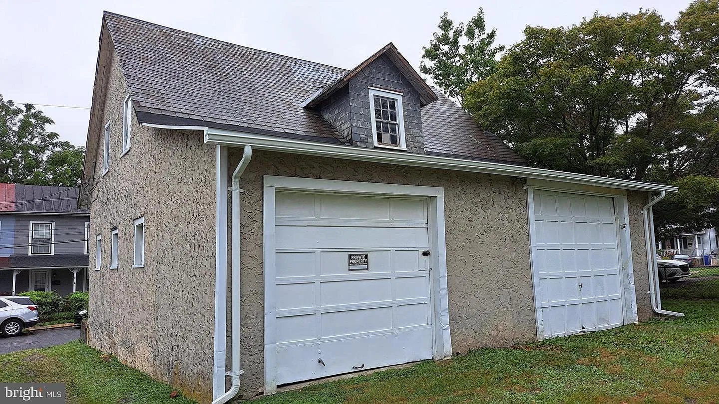 Studio, 1152 sqft, $600 — Photo 4