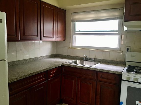 3rd image of 10213 213th St #2