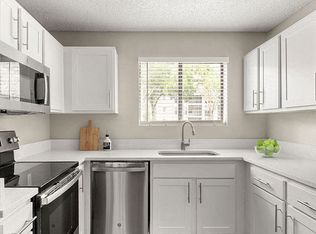Eagles Point at Tampa Palms Apartments, Tampa, FL 33613