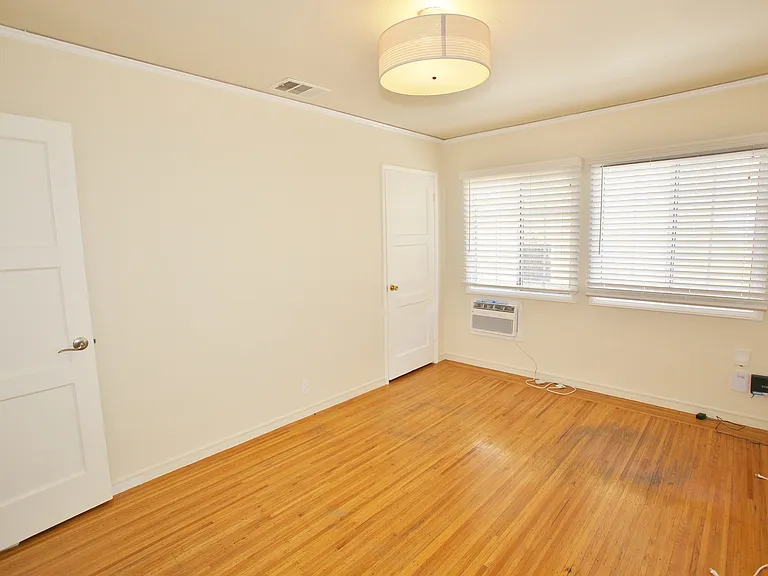 529 Haas Ave — Photo 14