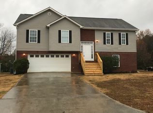 89 Lyndsey Dr, Chatsworth, GA 30705