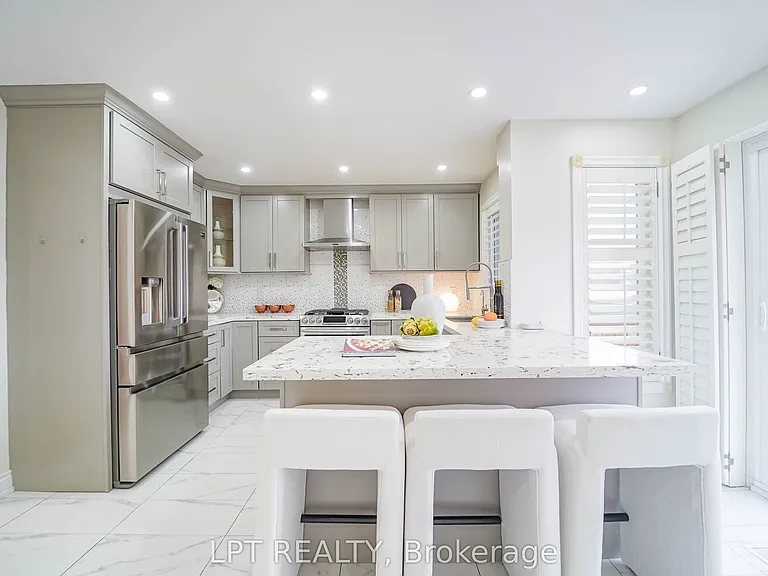 40 Dewberry Dr — Photo 9