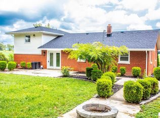 428 Red Fern Rd, Campbellsville, KY 42718