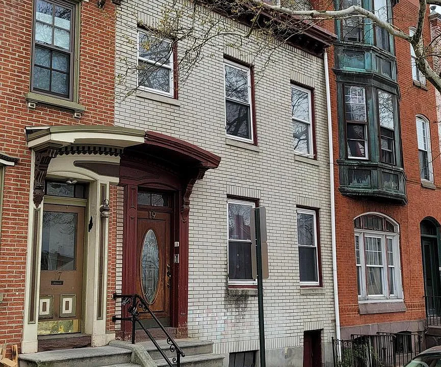 19 S 11th St #3