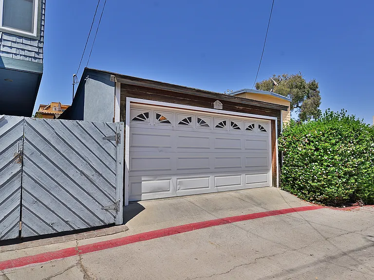 737 Devon Ct — Photo 19