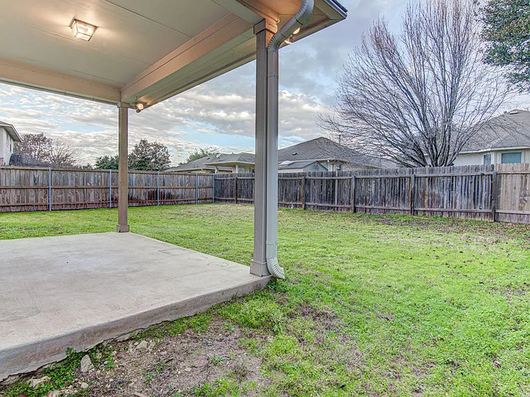 1808 McClannahan Dr — Photo 18