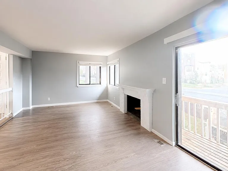 18428 Point Seneca Pl — Photo 19