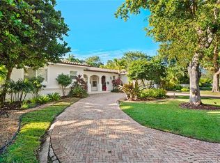 700 Saldano Ave, Coral Gables, FL 33143