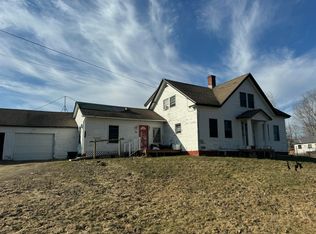 15 North Road, Detroit, ME 04929