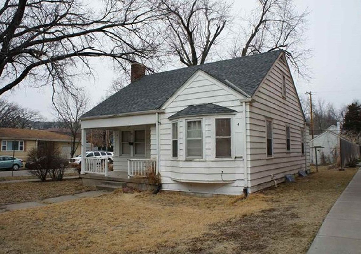 1130 Bertrand St Manhattan KS 66502 Zillow   7ce3484590b4bd472309dd0744327103 Cc Ft 1536 