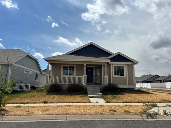 2436 Heather Ln, Evans, CO 80620