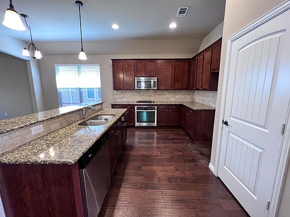 2nd image of 3813 Amon Carter Dr