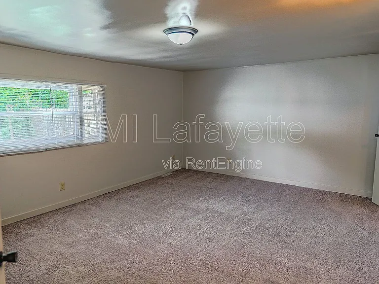 709 N Union St — Photo 10