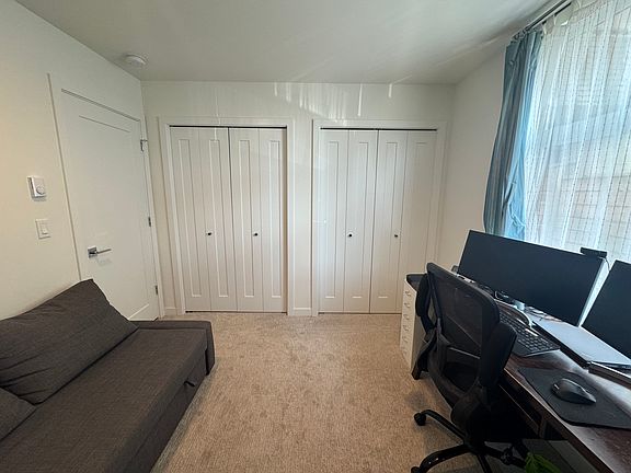 3rd image of 2326 Yale Ave E #D
