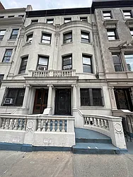 Rented by Ready Group