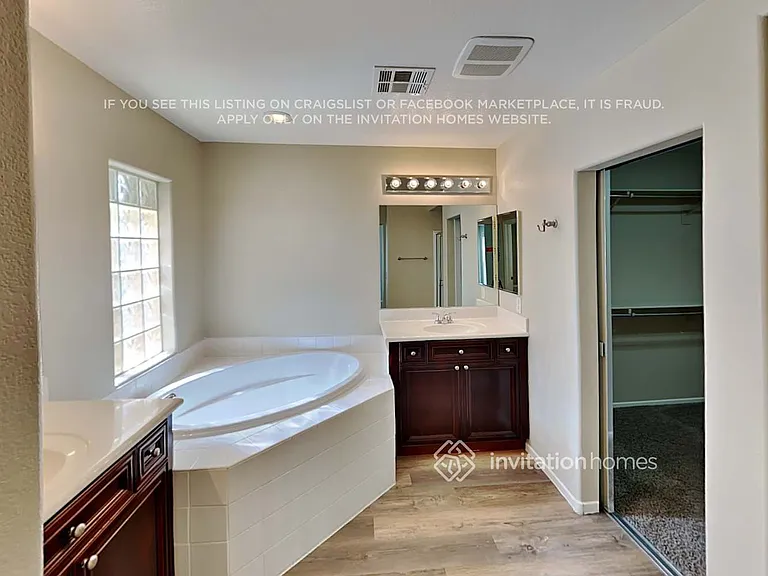 10536 Danielson Ave — Photo 17
