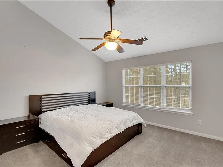 940 Tree Creek Blvd — Photo 24