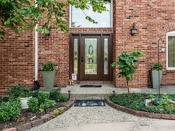 5th image of 21185 Bayhill Ct