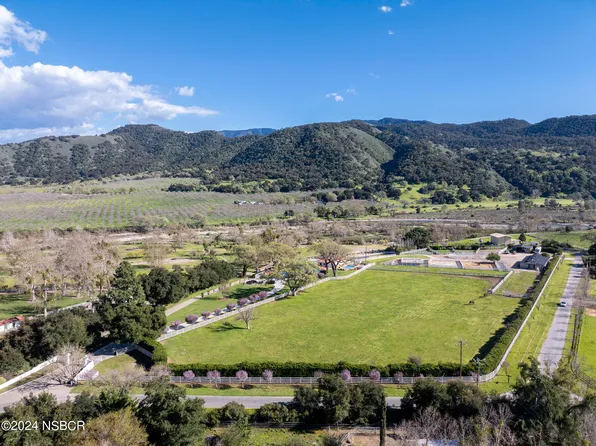 120 Meadowlark Rd, Santa Ynez, CA 93460