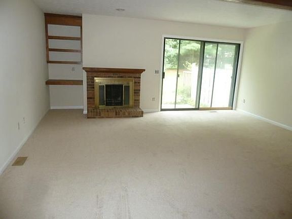 2nd image of 7119 Medallion Dr