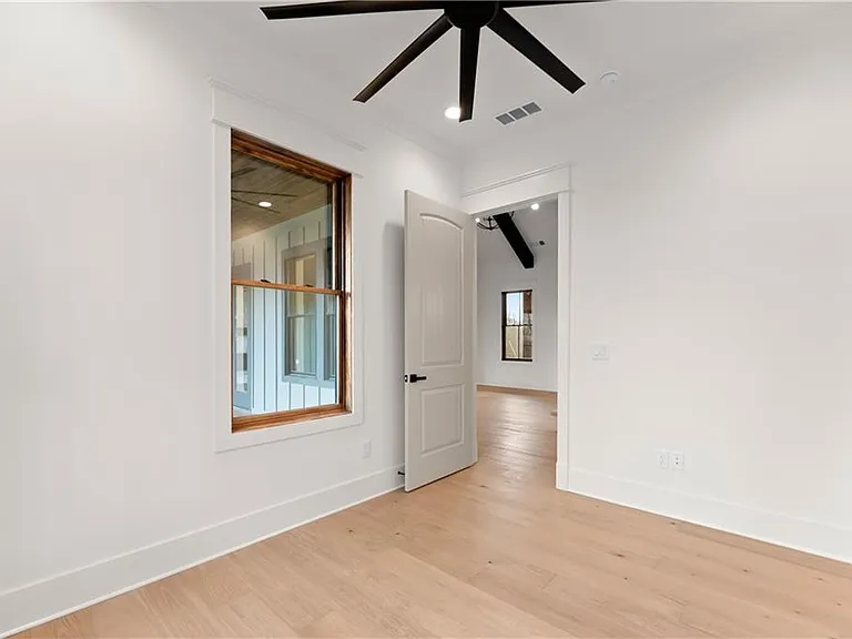 3255 Tanners Mill Rd — Photo 46