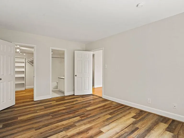 1825 T St NW #304 — Photo 15