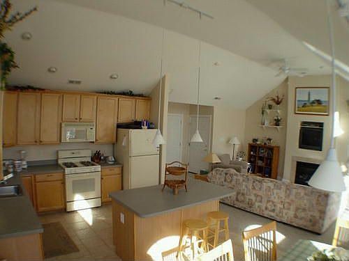 4th image of 3226 Haven Ave