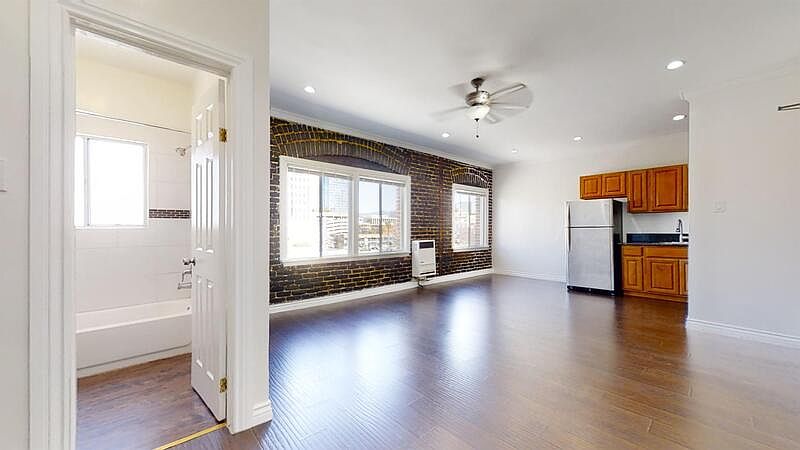 1st image of 738 S New Hampshire Ave APT 308