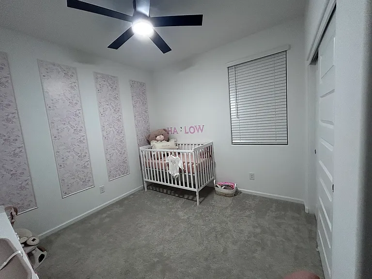 32308 N Bradley Pl — Photo 2