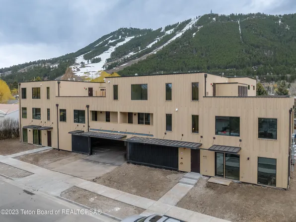 440 W Kelly Ave #5, Jackson, WY 83001