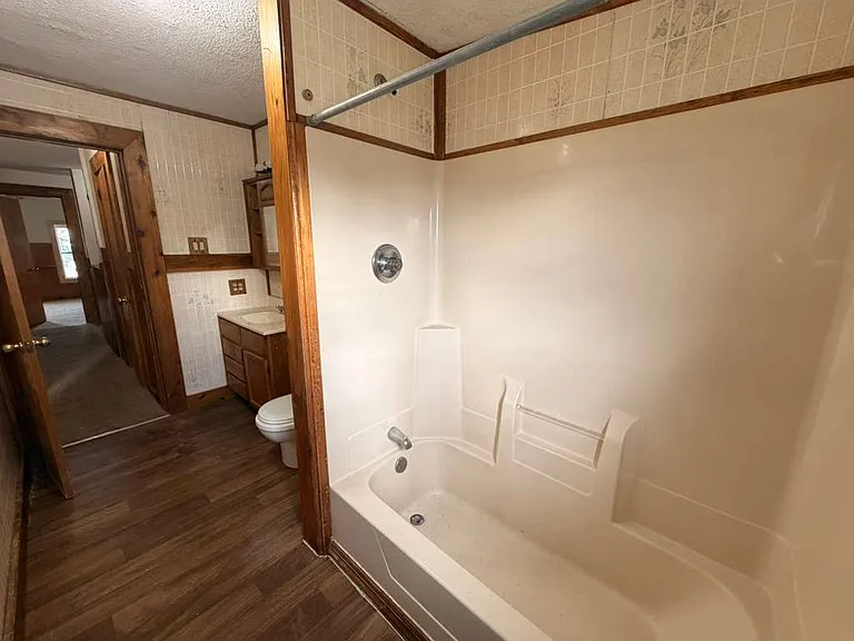 132 Elgin Ave #1 — Photo 13