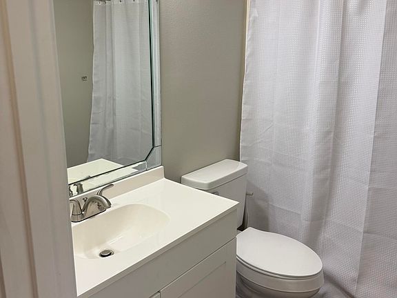 5th image of 15406 Wilson Rd