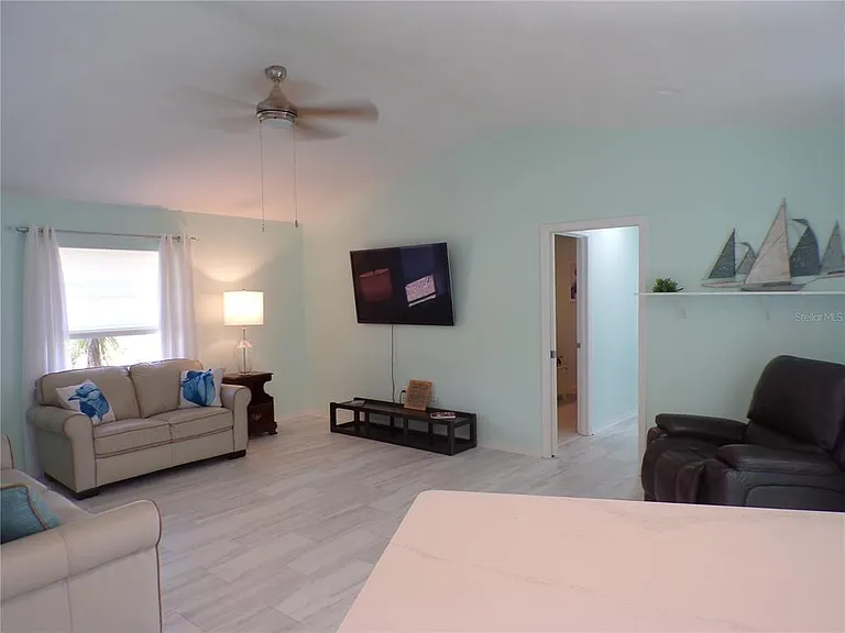 15624 Hennipen Cir — Photo 41