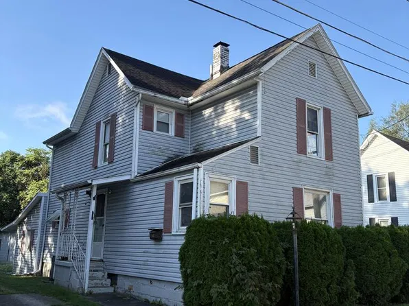 217 W 11th St, Ashland, OH 44805