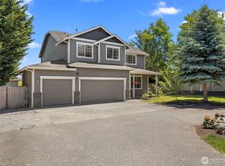 7304 284th St NW, Stanwood, WA 98292