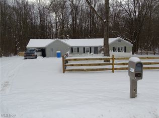 9101 Ranch Dr, Chesterland, OH 44026