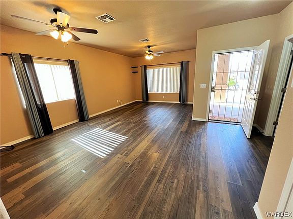 5th image of 2053 Robert Mitchum Drive