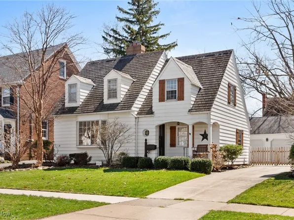 20925 Erie Rd, Rocky River, OH 44116