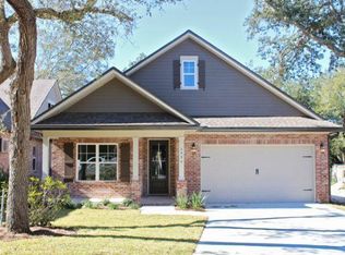 1996 Hattie Mae Ln, Niceville, FL 32578