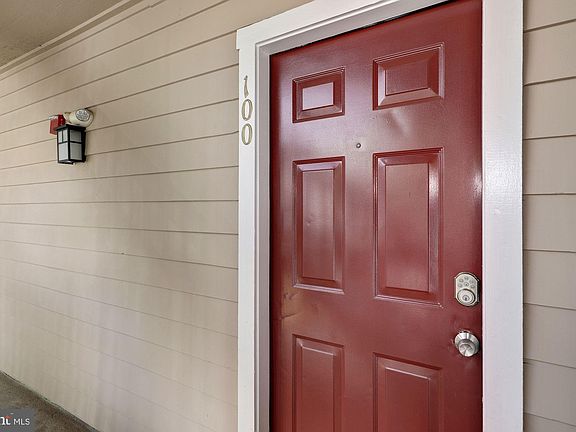 3rd image of 10821 Hampton Mill Ter APT 100