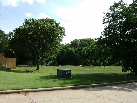 2nd image of 416 Steve Douglas Dr Lot 7
