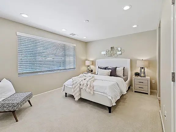 118 Selby Ln #7 — Photo 16