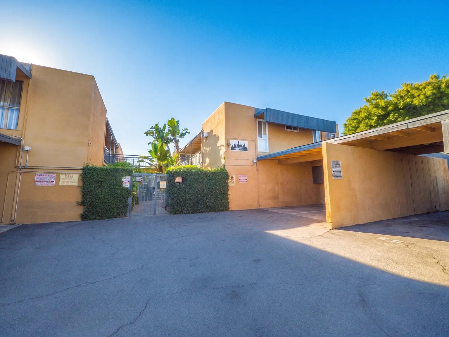 7351 Variel Ave — Photo 4